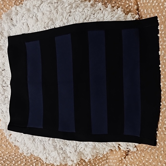 BCBGMaxAzria Skirt - Picture 9 of 13